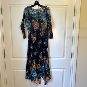 KOMAROV Elegant Black Floral V-neck Long Sleeve Midi Dress